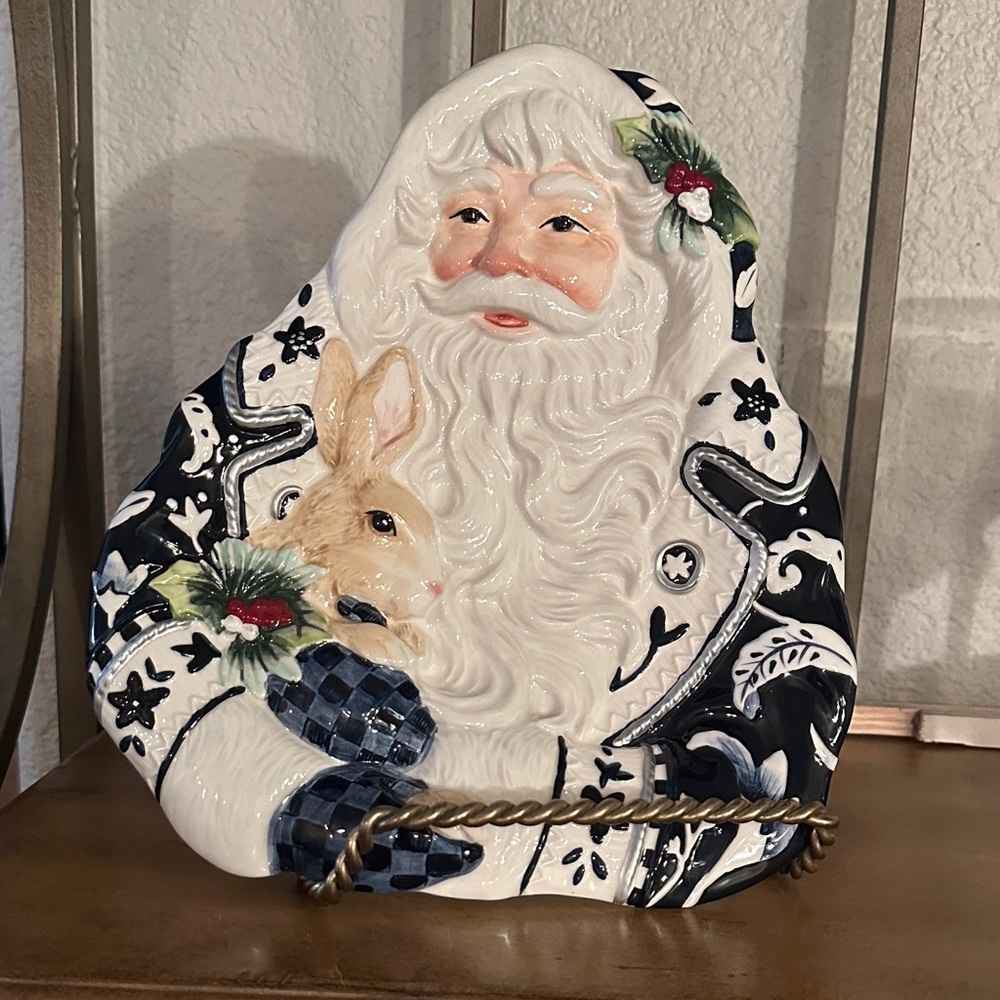 Fitz and Floyd Bristol Santa Claus Plate with Bunnies - Picture 2 of 6